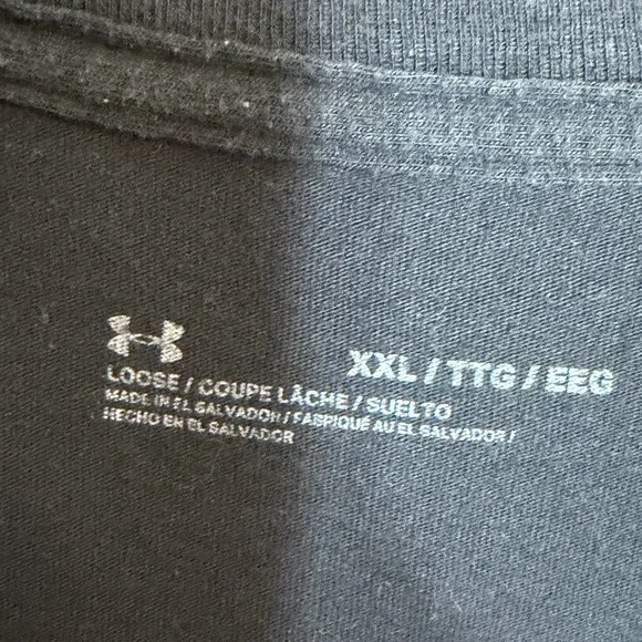 Under Armour Men's XXL Black Long Sleeve shirt with freedom Graphics - Picture 2 of 5